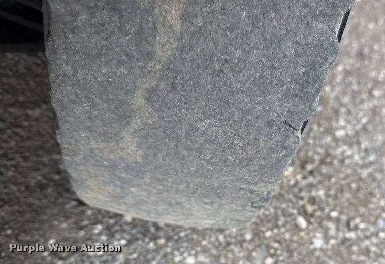 image for item NU9571 Toyota 8FGU25 forklift