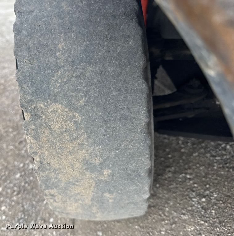 image for item NU9571 Toyota 8FGU25 forklift