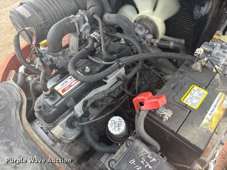 image for item NU9574 2002 Toyota 7FGU30 forklift