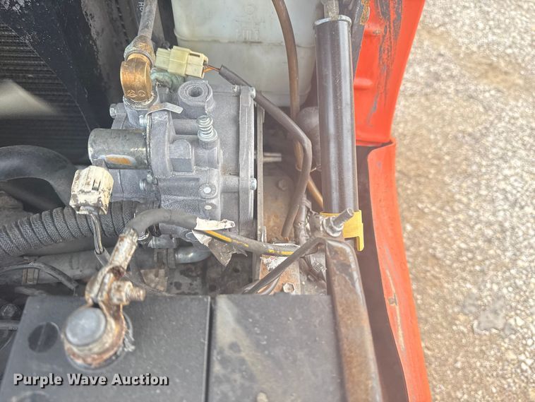 image for item NU9574 2002 Toyota 7FGU30 forklift