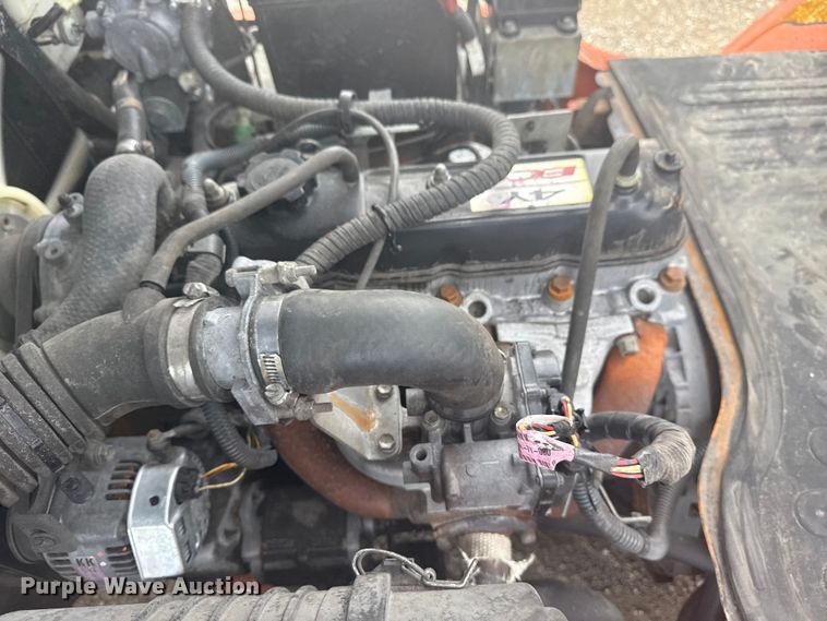 image for item NU9574 2002 Toyota 7FGU30 forklift