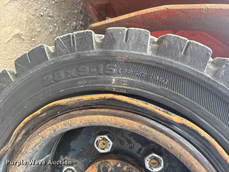 image for item NU9574 2002 Toyota 7FGU30 forklift