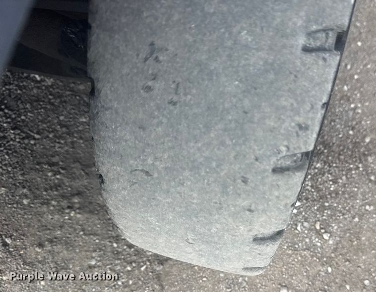 image for item NU9574 2002 Toyota 7FGU30 forklift