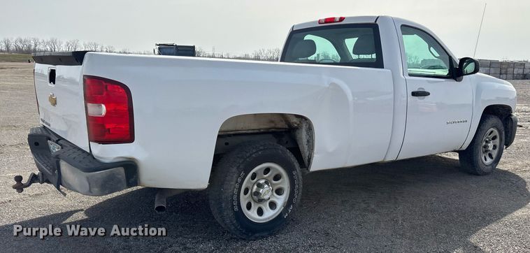 image for item OB9453 2012 Chevrolet Silverado 1500 pickup truck