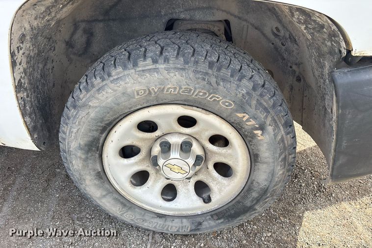 image for item OB9453 2012 Chevrolet Silverado 1500 pickup truck