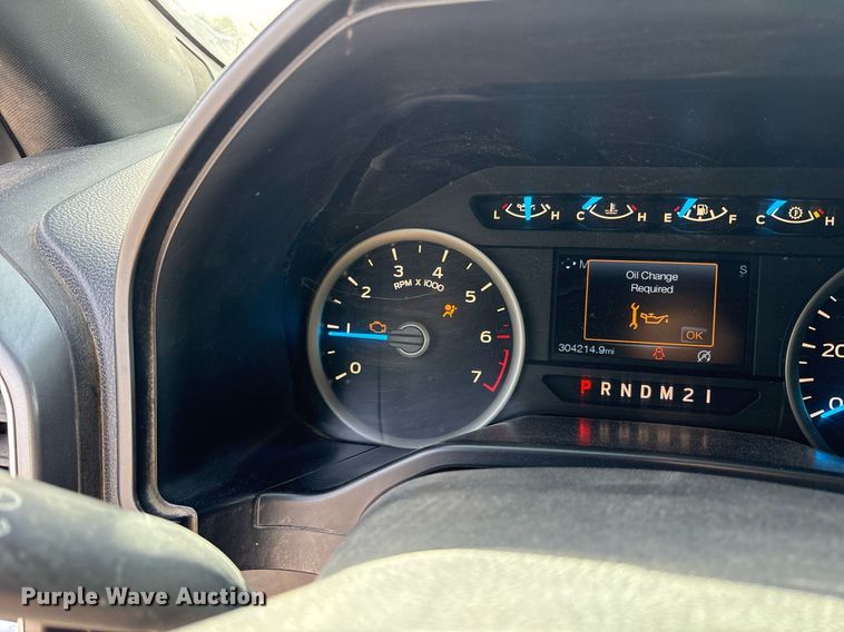 image for item OB9454 2015 Ford F150 SuperCrew pickup truck