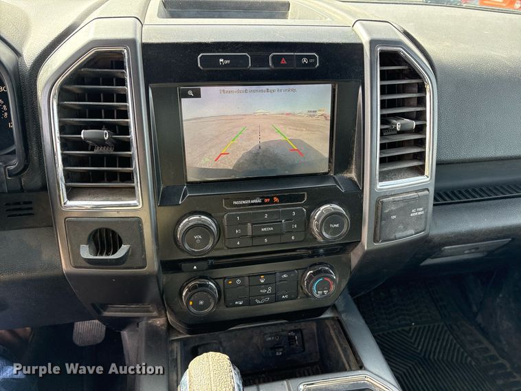 image for item OB9454 2015 Ford F150 SuperCrew pickup truck