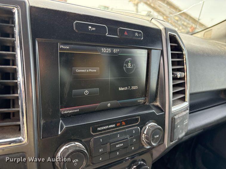 image for item OB9454 2015 Ford F150 SuperCrew pickup truck