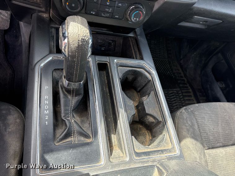 image for item OB9454 2015 Ford F150 SuperCrew pickup truck