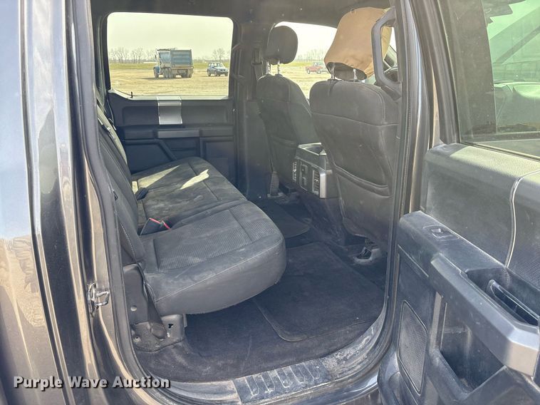 image for item OB9454 2015 Ford F150 SuperCrew pickup truck