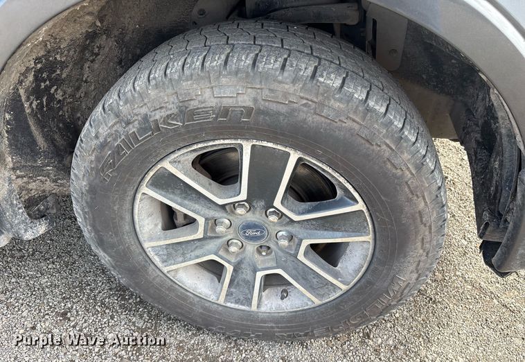 image for item OB9454 2015 Ford F150 SuperCrew pickup truck