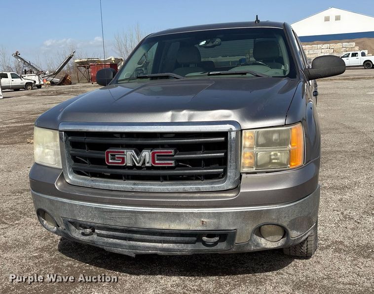 image for item OB9457 2007 GMC Sierra 1500 Crew Cab pickup truck