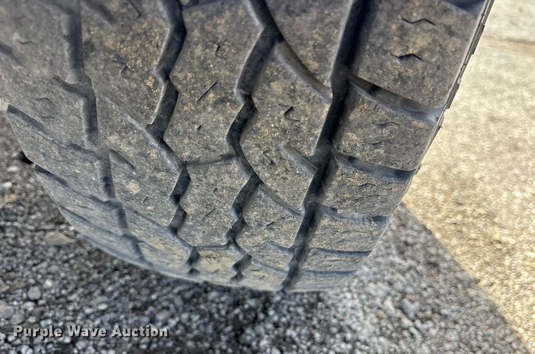 image for item OB9457 2007 GMC Sierra 1500 Crew Cab pickup truck