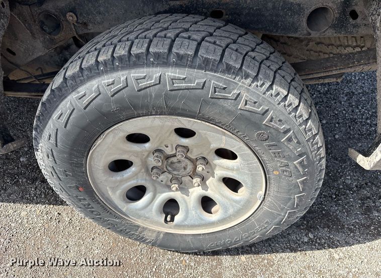 image for item OB9457 2007 GMC Sierra 1500 Crew Cab pickup truck