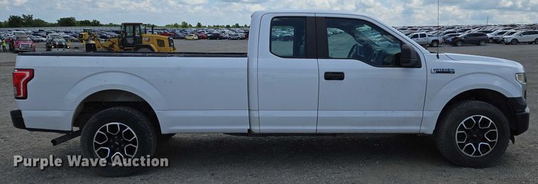 image for item YA0374 2016 Ford F150 XL SuperCab pickup truck
