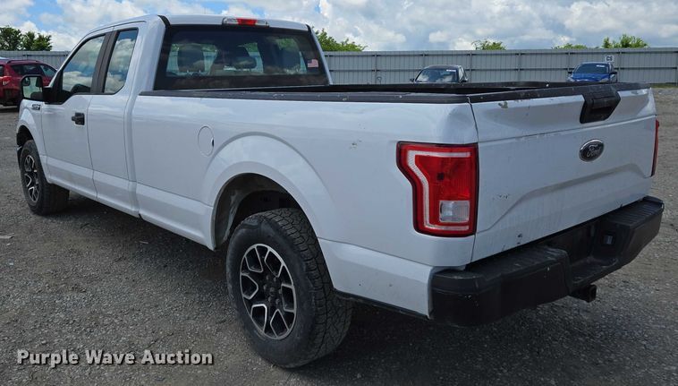 image for item YA0374 2016 Ford F150 XL SuperCab pickup truck