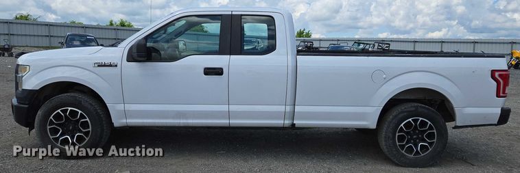 image for item YA0374 2016 Ford F150 XL SuperCab pickup truck