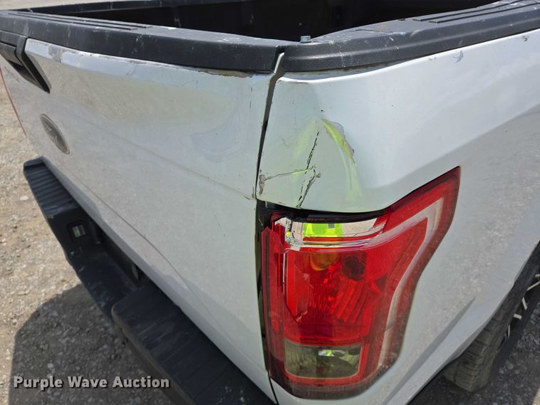 image for item YA0374 2016 Ford F150 XL SuperCab pickup truck