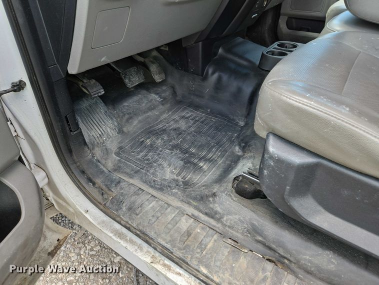 image for item YA0374 2016 Ford F150 XL SuperCab pickup truck