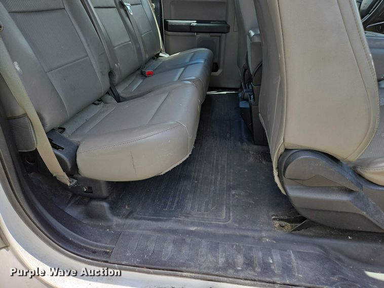 image for item YA0374 2016 Ford F150 XL SuperCab pickup truck