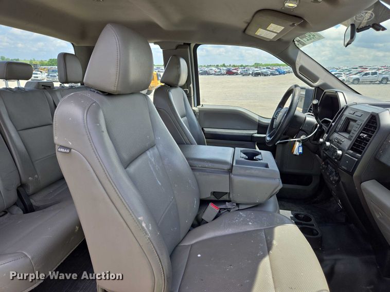 image for item YA0374 2016 Ford F150 XL SuperCab pickup truck