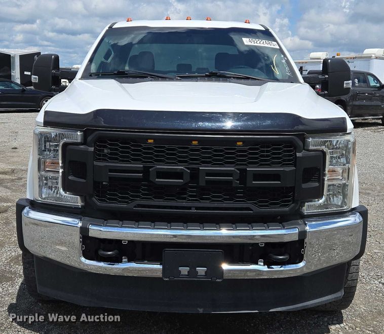image for item YA0375 2017 Ford F250 Super Duty Crew Cab pickup truck