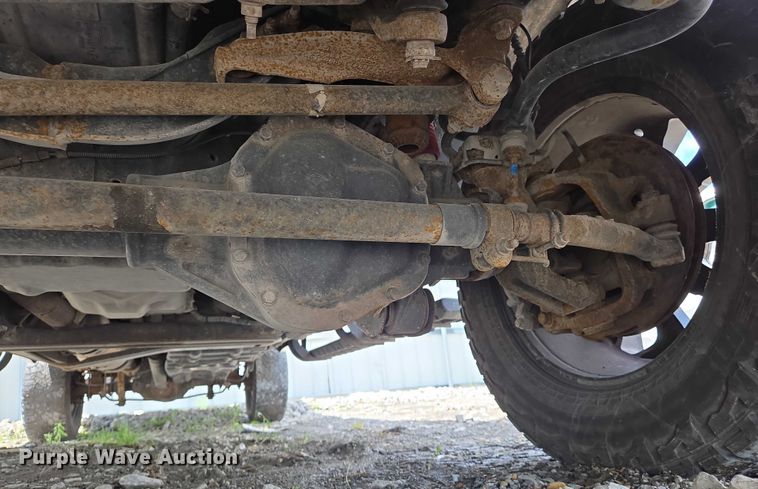 image for item YA0375 2017 Ford F250 Super Duty Crew Cab pickup truck