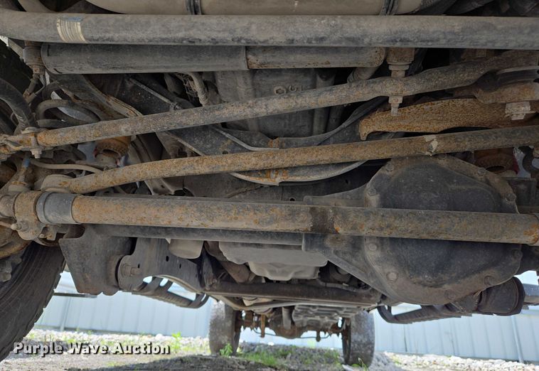 image for item YA0375 2017 Ford F250 Super Duty Crew Cab pickup truck