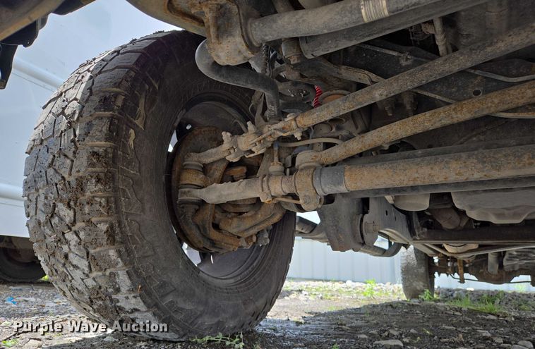 image for item YA0375 2017 Ford F250 Super Duty Crew Cab pickup truck