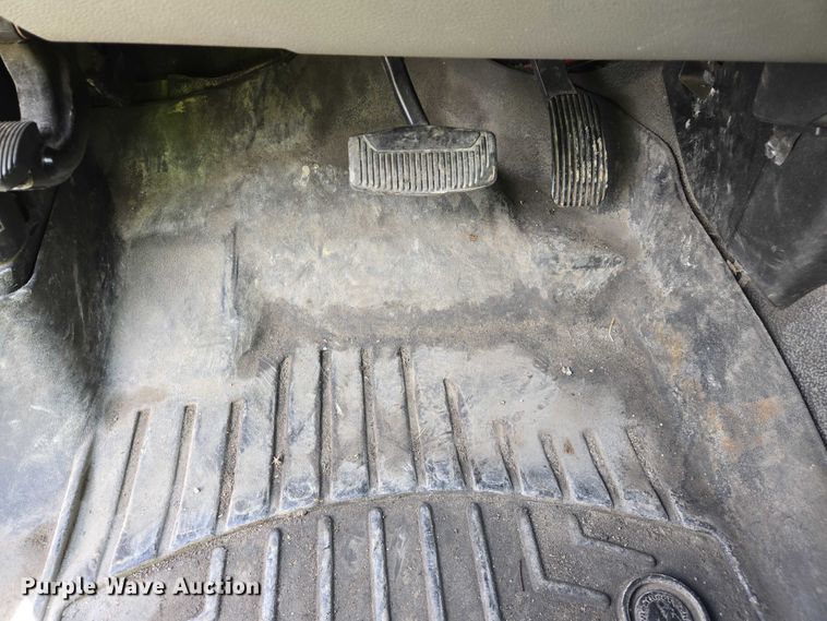 image for item YA0375 2017 Ford F250 Super Duty Crew Cab pickup truck