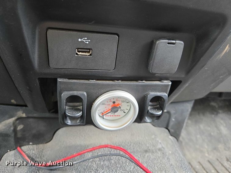 image for item YA0375 2017 Ford F250 Super Duty Crew Cab pickup truck