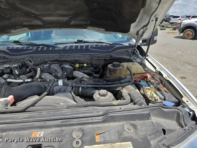 image for item YA0375 2017 Ford F250 Super Duty Crew Cab pickup truck