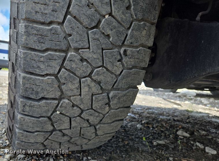 image for item YA0375 2017 Ford F250 Super Duty Crew Cab pickup truck