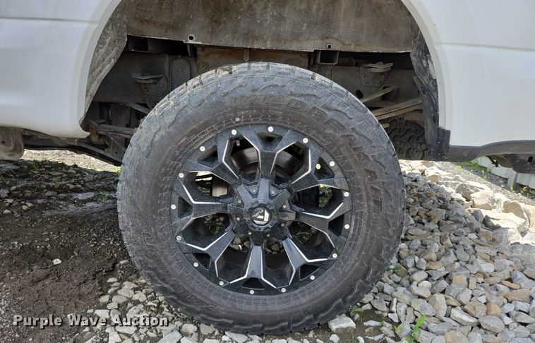 image for item YA0375 2017 Ford F250 Super Duty Crew Cab pickup truck