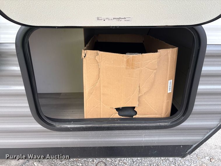 image for item YA0762 2025 Starcraft Autumn Ridge 188 BHS camper