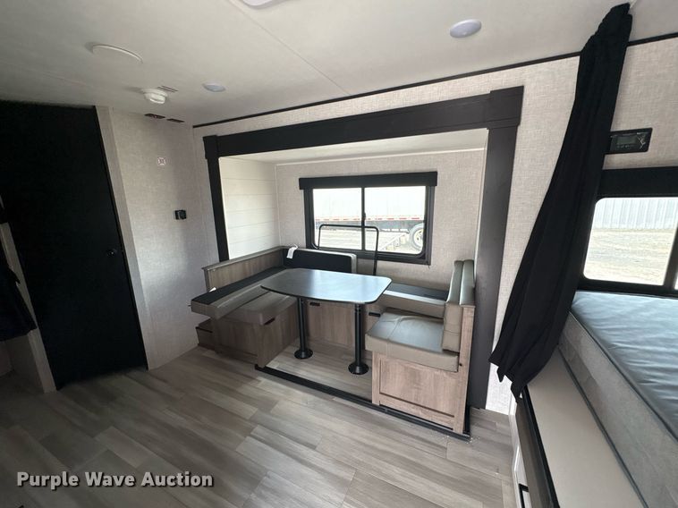 image for item YA0762 2025 Starcraft Autumn Ridge 188 BHS camper