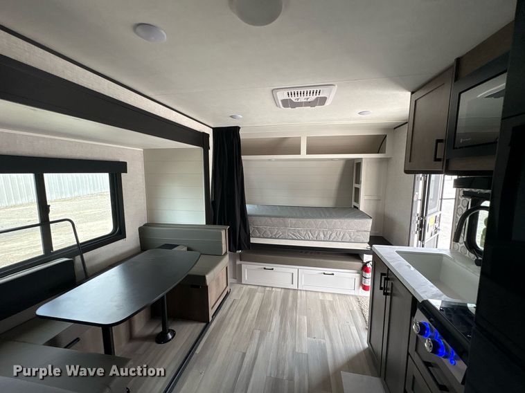 image for item YA0762 2025 Starcraft Autumn Ridge 188 BHS camper