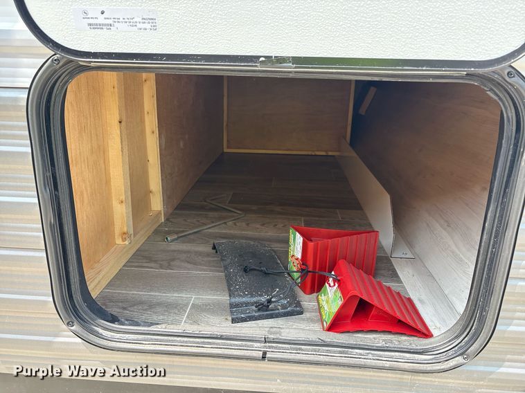 image for item YA0763 2021 Jayco Jayco camper