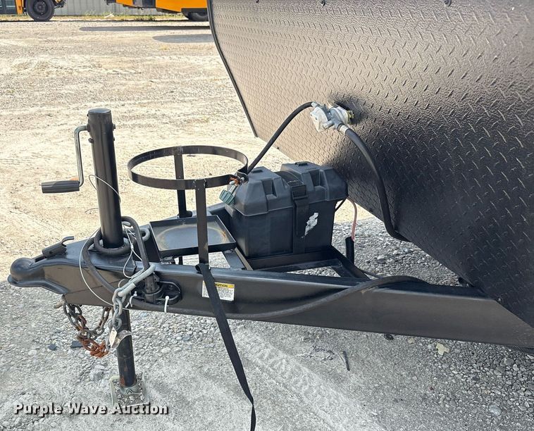 image for item YA0765 2022 Forest River Ozark camper