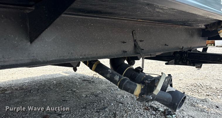 image for item YA0765 2022 Forest River Ozark camper