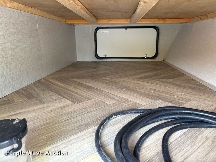 image for item YA0765 2022 Forest River Ozark camper