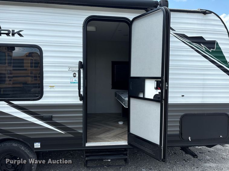 image for item YA0765 2022 Forest River Ozark camper