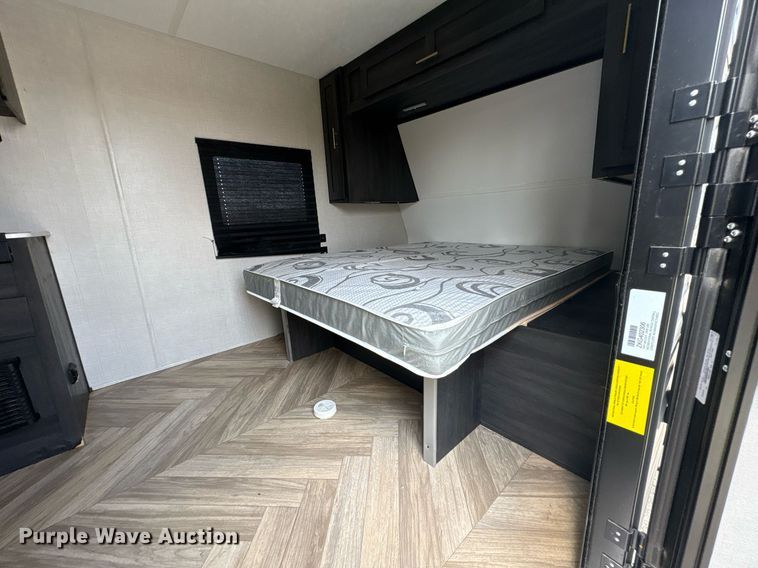 image for item YA0765 2022 Forest River Ozark camper