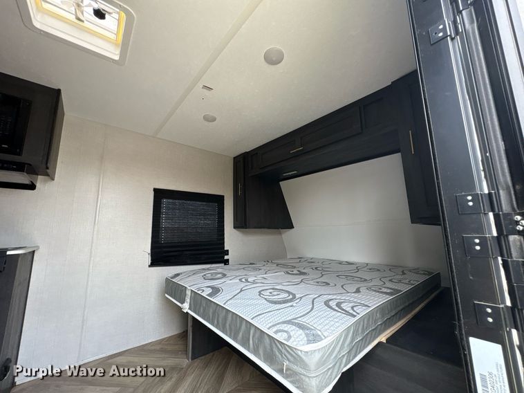 image for item YA0765 2022 Forest River Ozark camper