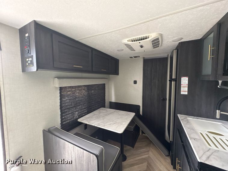 image for item YA0765 2022 Forest River Ozark camper