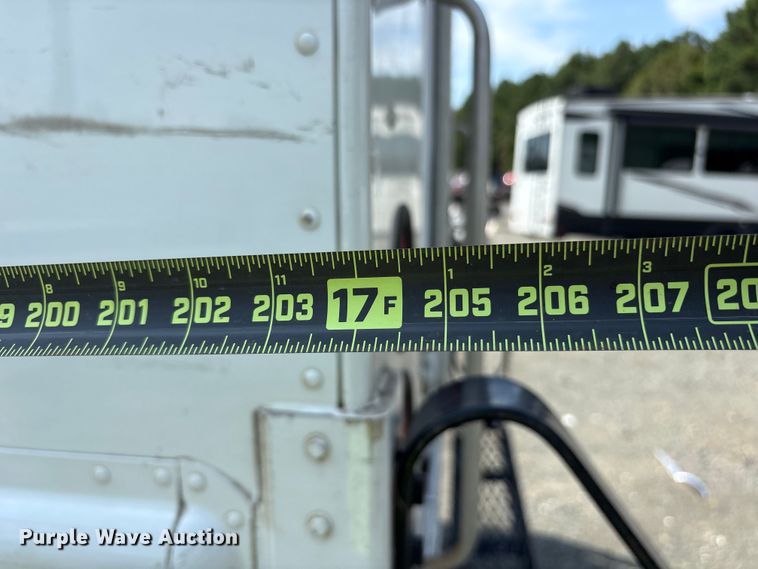 image for item YA0784 2021 Ford E450 delivery truck