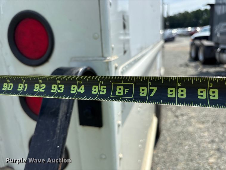 image for item YA0784 2021 Ford E450 delivery truck