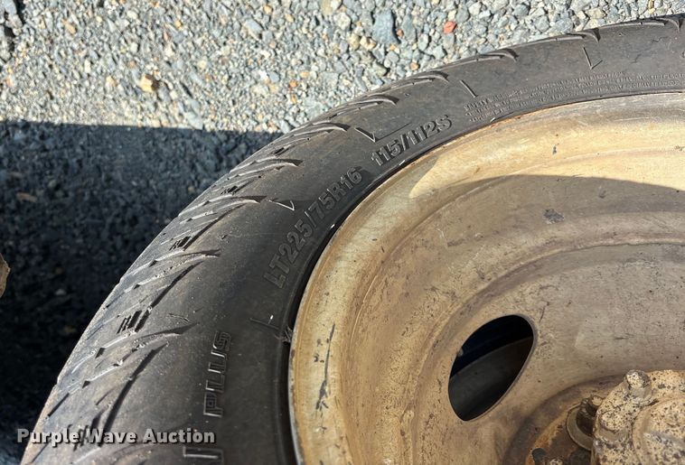 image for item YA0784 2021 Ford E450 delivery truck