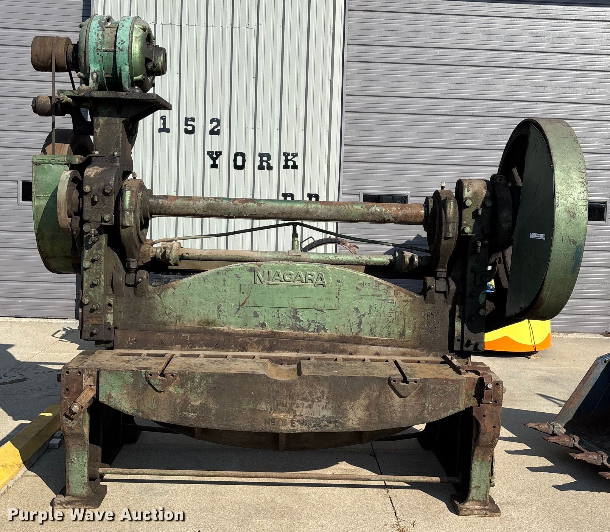Niagara Machine and Tool Works 6E metal shear in Marshfield, MO