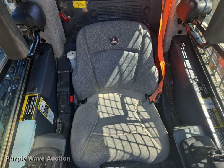 image for item DE2190 2023 John Deere 331G tracked skid steer loader